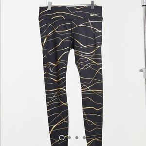 NIKE RUNNING Ladies Icon Clash Fast Tight Leggings - Black & Gold - US L - $70